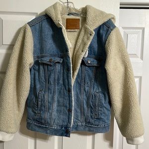 Levi’s Sherpa Jean jacket